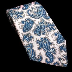 Manhattan VTG Mens Silk Paisley Tie Light Pink Blue Classic Formal Necktie 56"‎